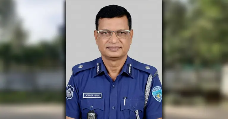 অভিযুক্ত পুলিশ পরিদর্শক খোরশেদ আলম